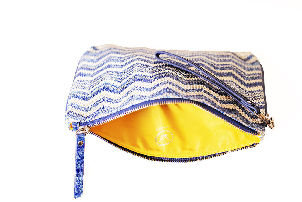 blue MAKARON's pouch